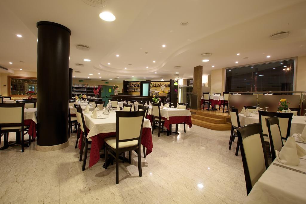 Hotel 5 Vie 阿尔门诺－圣萨尔瓦托雷 外观 照片